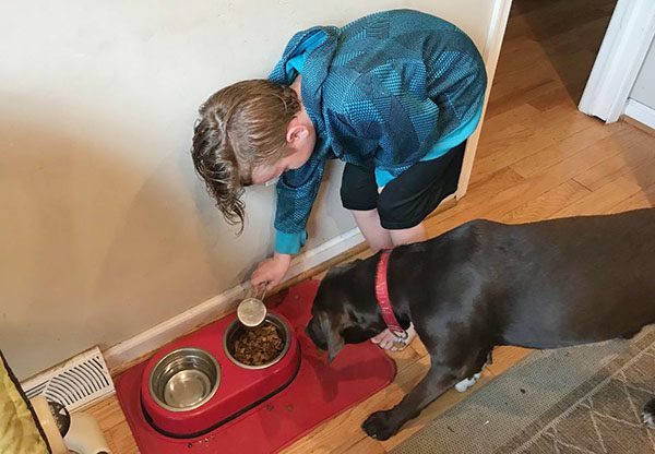 kids-chores-taking-care-of-pets